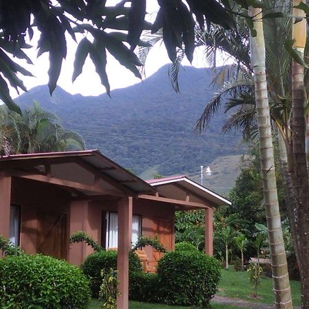 Paraiso Volcano Lodge Guayabo  Esterno foto
